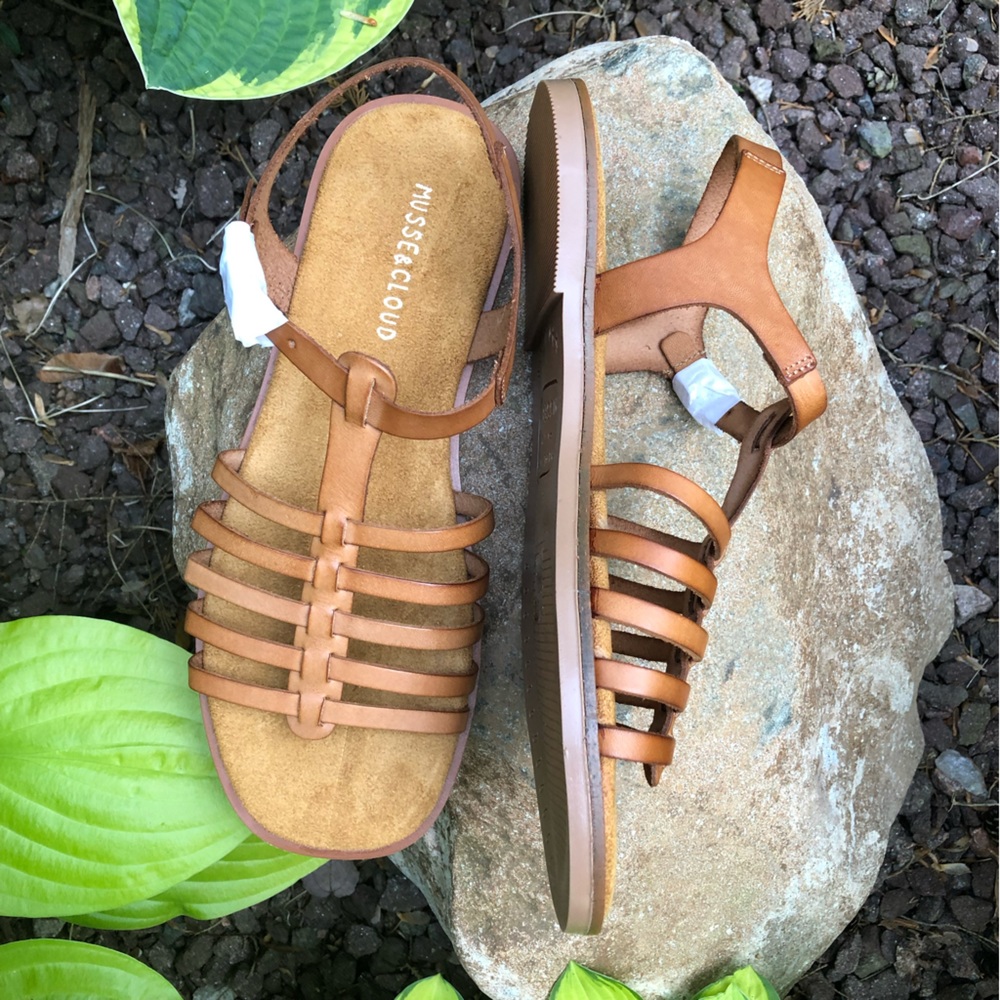 🤎🤎 Classic Strappy Leather Sandal 🤎🤎